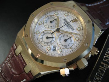 Audemars Piguet ROYAL OAK CHRONOGRAPH YELLOW GOLD
