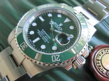 Rolex SUBMARINER STEEL STEEL GREEN DIAL GREEN BEZEL